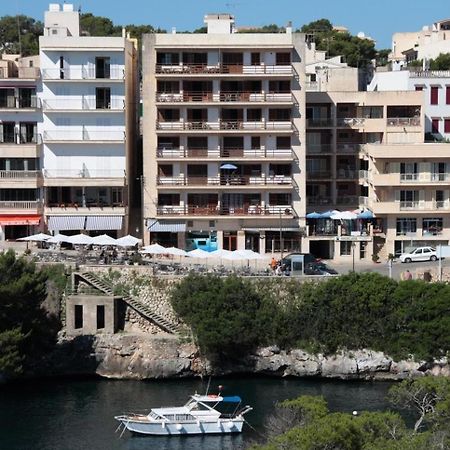 Apartamentos Llevant Cala Figuera  Exteriör bild