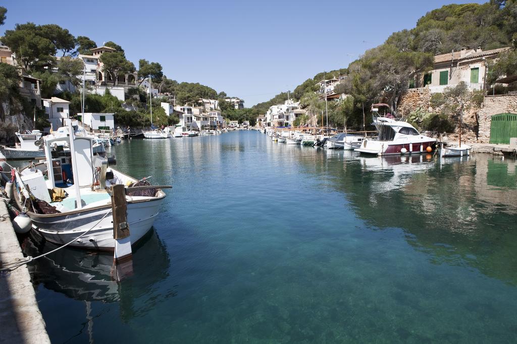 Apartamentos Llevant Cala Figuera  Exteriör bild